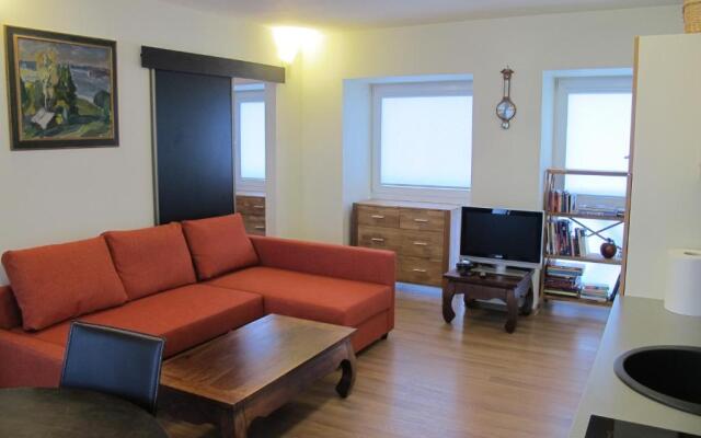 Nida Purvynės 51 apartamentai