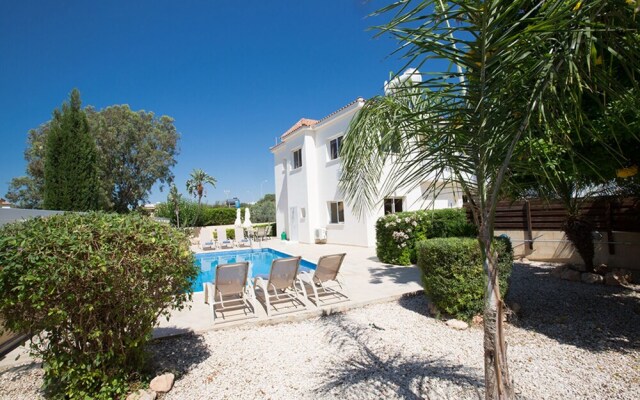 Luxury Villa in Cyprus near Beach, Sotira Villa 1302