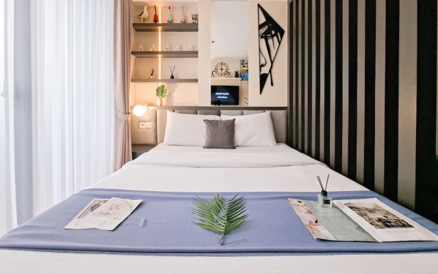 Strategic Studio At Apartment Collins Boulevard – Guest Rooms – Tangerang