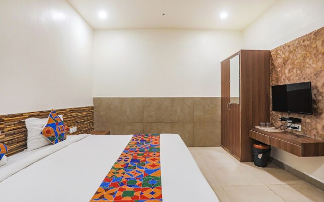 Fabexpress Jai Manglam Service Apartment