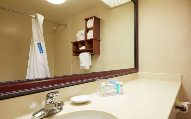 Hampton Inn Massillon