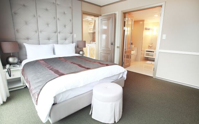 Riviera Hotel Geoje