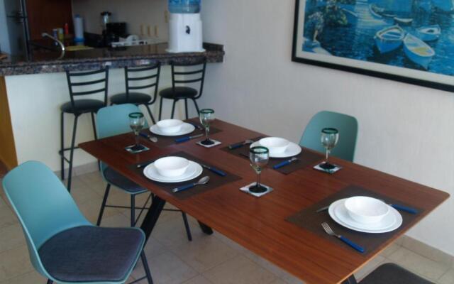 Beachfront Apartment Your Home in Cozumel