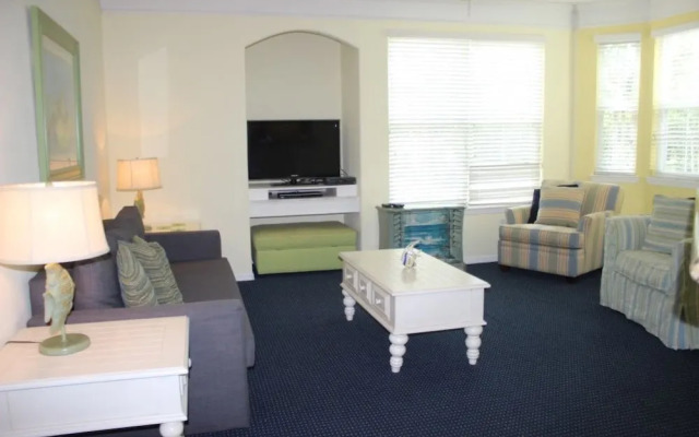 Runaway Beach - 2 Bd Villa (RW 15103)