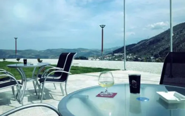 Plácido Hotel Douro - Tabuaço