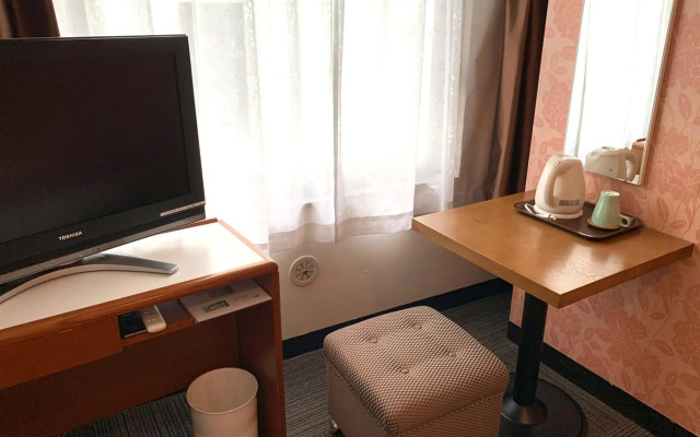 Tokyo Plaza Hotel