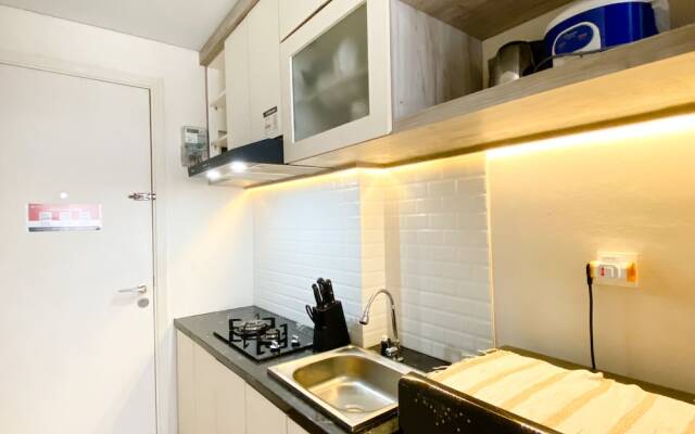 Modern Look And Comfy Studio Patraland Urbano Apartment