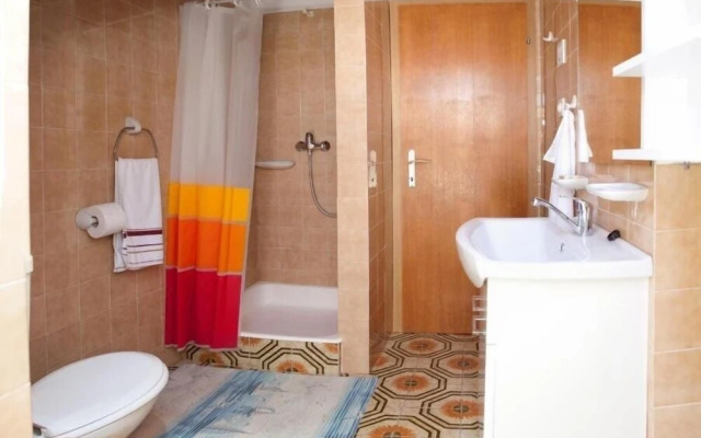 Damir - 80 m From Beach - A2