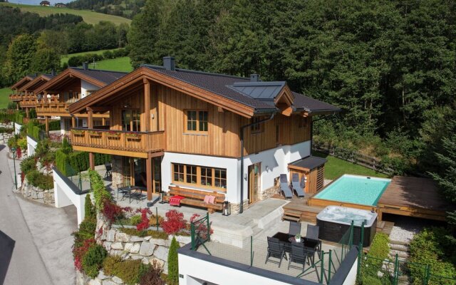 Chalet in Piesendorf With Sauna, Jacuzzi, Pool & Whirlpool