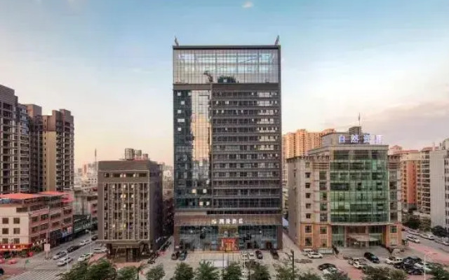 Cheermay Hotels · Heyuan Jianji University Town Wanda Plaza Branch