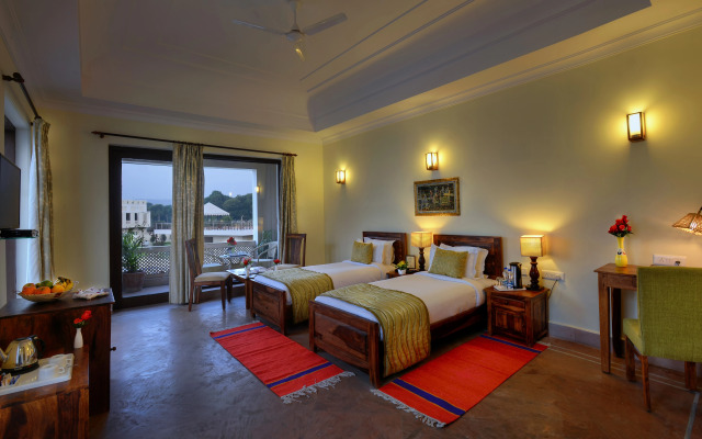 TreeHouse Achrol Niwas