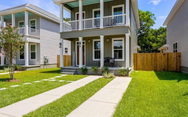 Lone Oak House