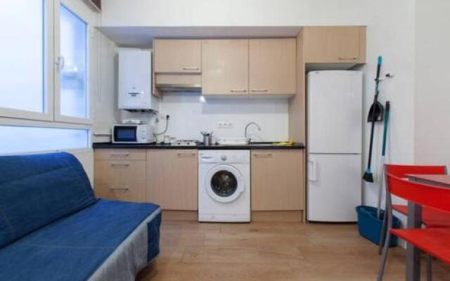 Mercado Anton Martin Apartment