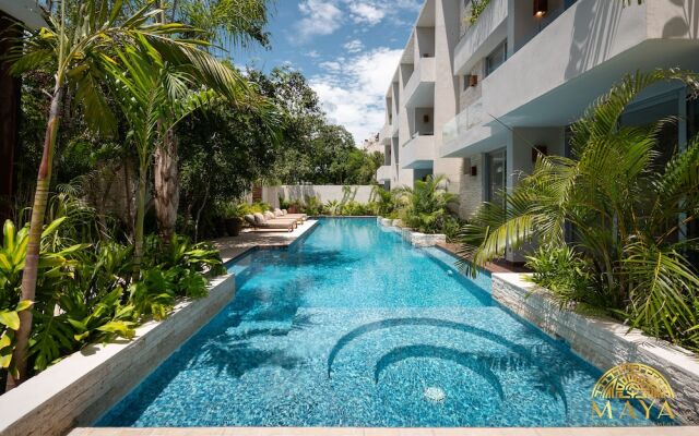 NHOA 207A Lux 2BR Condo Pool View in Aldea Zama