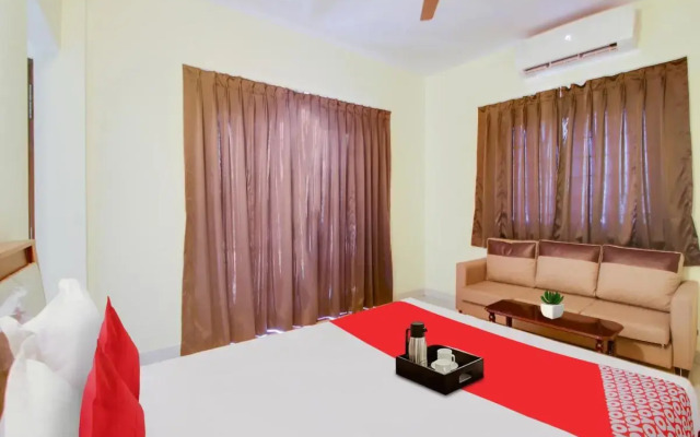 OYO Flagship 70262 Hotel River Wood