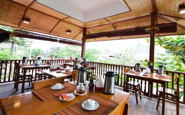 Teak Wood Hotel