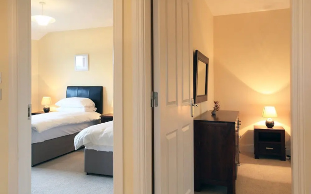 Ardmullen 4 bed Walnut
