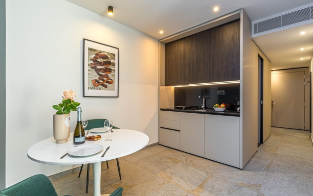 Icon H 302 Suite Micro-living