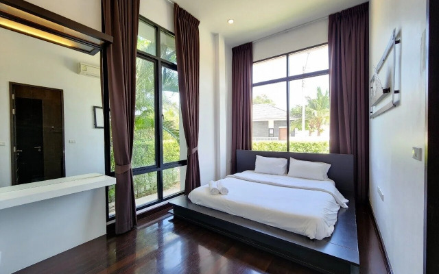 WE by Sirin Pool Villa Huahin