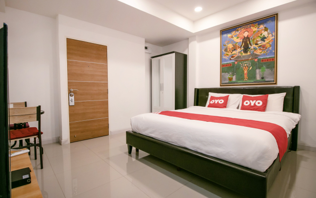 OYO 568 Art Hotel Hua Lamphong - Hostel