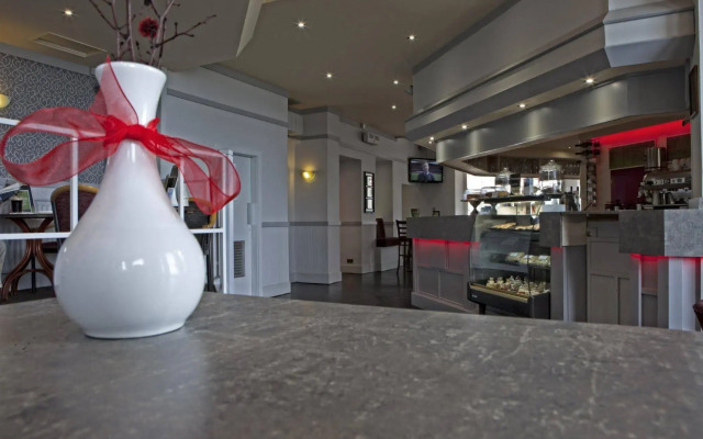 Royal Clifton Hotel