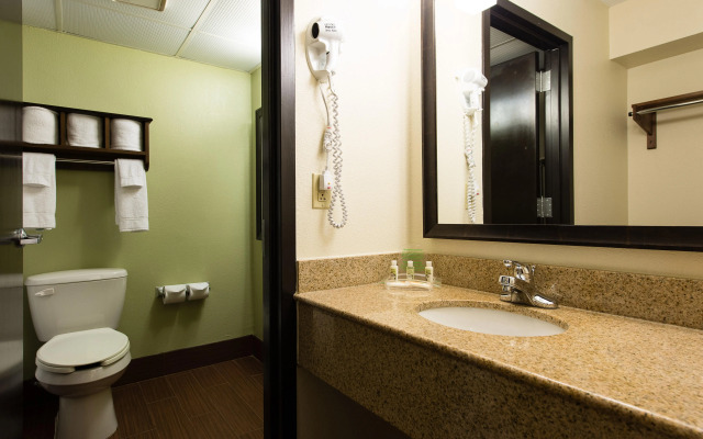 DoubleTree by Hilton Wilmington, NC