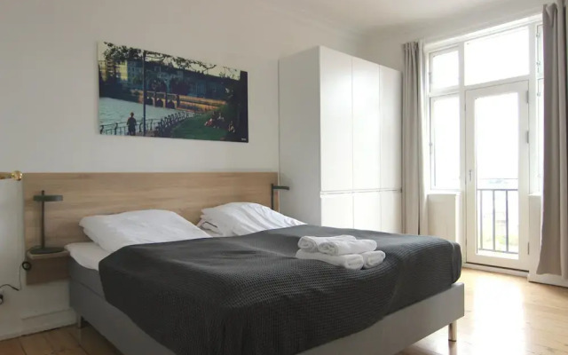 Beautiful 2-bed in Frederiksberg C W Balcony