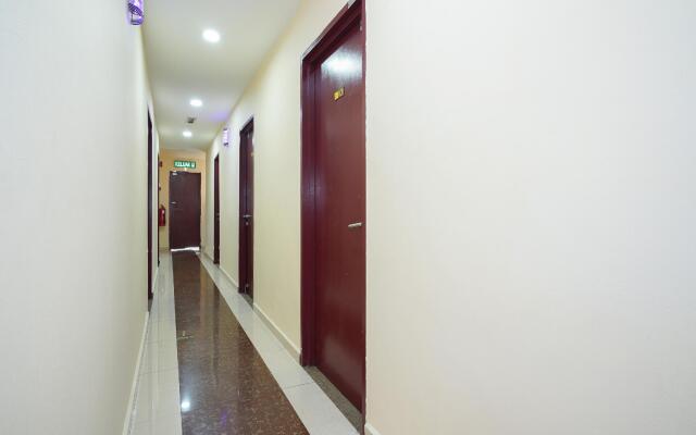 OYO 1094 Q One Hotel Dengkil