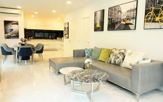 Private Pool Villa in Central Pattaya - Palmc5