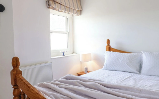 Charmouth Lodge