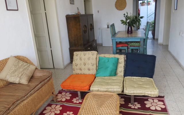 Al-Mutran Guest House