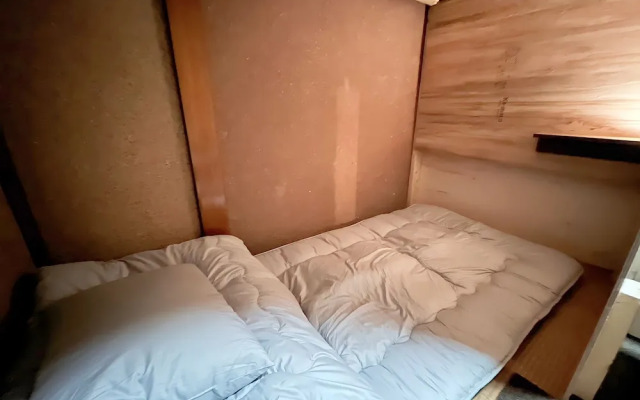 Hotel1800