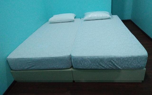 RedDoorz near Gajah Mada Street Semarang