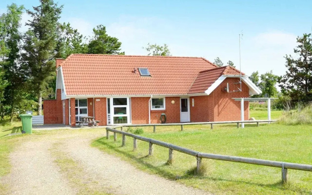 8 Person Holiday Home in Tarm-by Traum