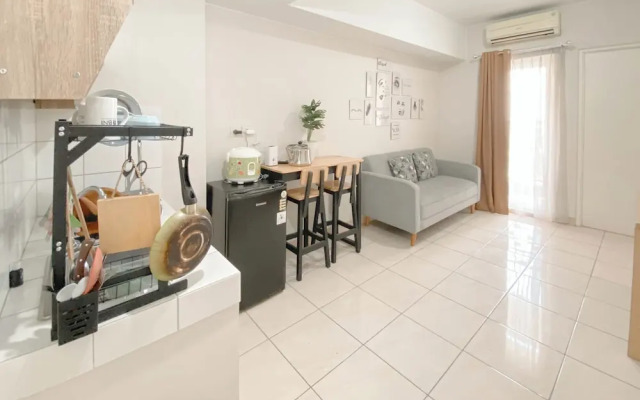 Good And Spacious 3Br At Springlake Summarecon Bekasi Apartment