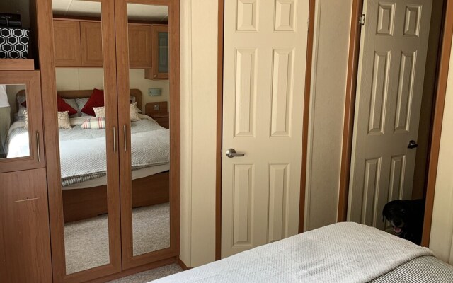 Devine Staycations at 38 Riverside