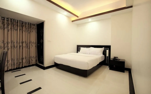 Hotel Elaf International