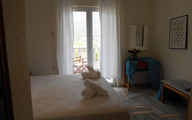 Kinira Beach Hotel
