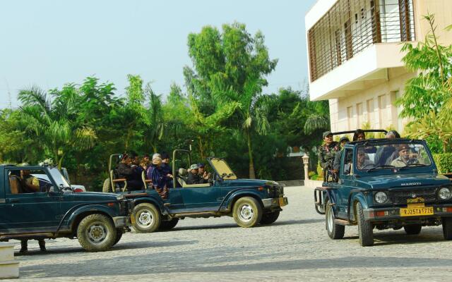 Clarks Safari Ranthambore