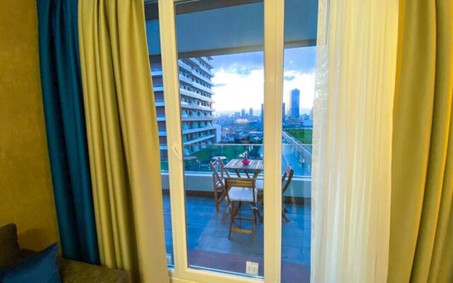 Brand-new Luxurious 1 1 Apartment With Terrace - Core Living