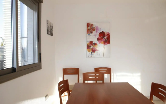 AT175 Nova Torredembarra