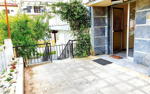 COZY & COOL Apartment N1 30m from sea