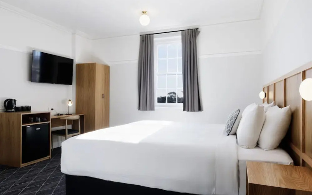 Mortdale Hotel