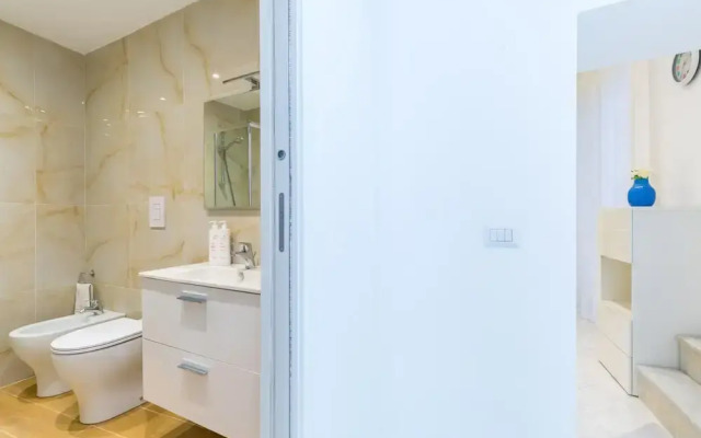 White Blue Apartment at Sanit by Wonderful Italy