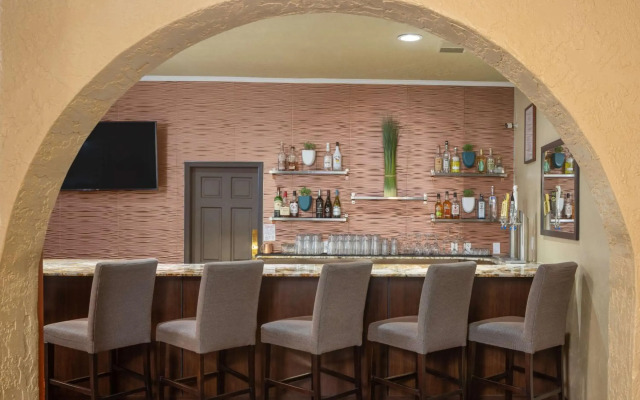 DoubleTree Suites by Hilton Tucson - Williams Center