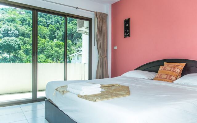Patong Bay Guesthouse