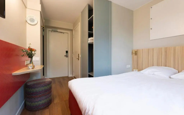 Ibis Hotel