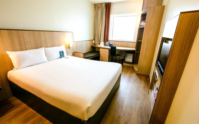 Ibis Al Barsha
