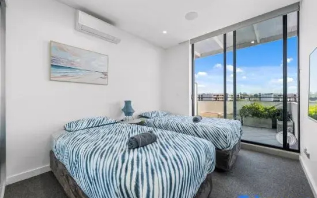 Prime 3BR Apt(Parking)/ICC/DarlingHarbour-10 mins