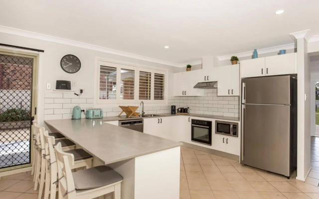 Coastaway I Pet Friendly I 3 Min Walk to Beach